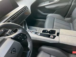 PEUGEOT 3008 usata, con Park Distance Control