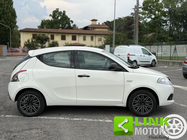 LANCIA Ypsilon usata, con Airbag laterali