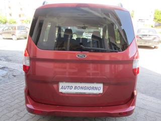 FORD Tourneo Courier usata, con Autoradio