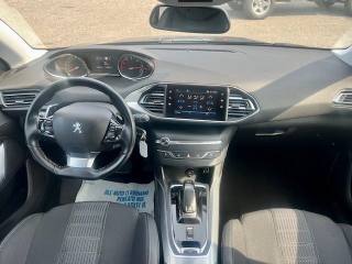 PEUGEOT 308 usata, con Boardcomputer