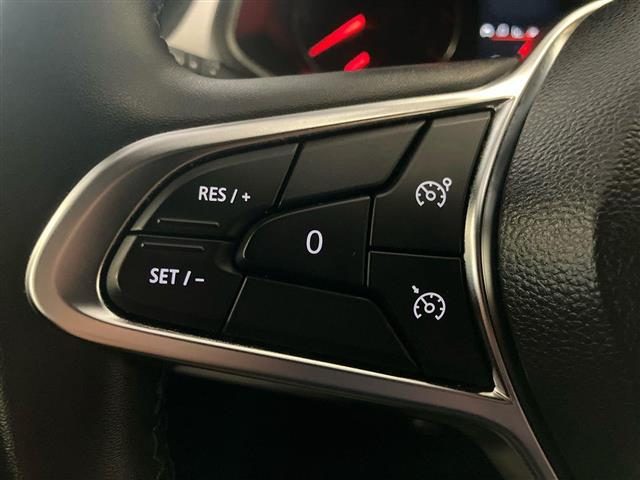 RENAULT Captur usata 17