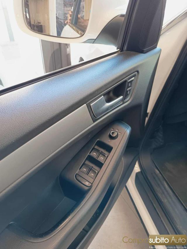 AUDI Q5 usata, con Sedile posteriore sdoppiato