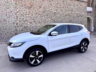 NISSAN Qashqai usata, con Sensori di parcheggio anteriori