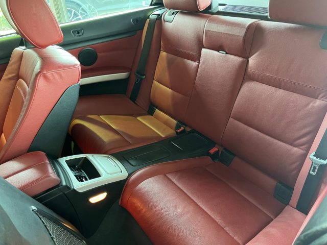 BMW 330 usata, con Fendinebbia