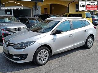 RENAULT Megane usata, con Specchietti laterali elettrici