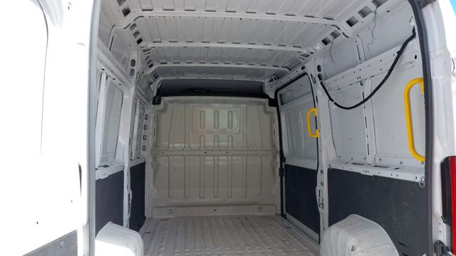 OPEL Movano usata, con Luci diurne