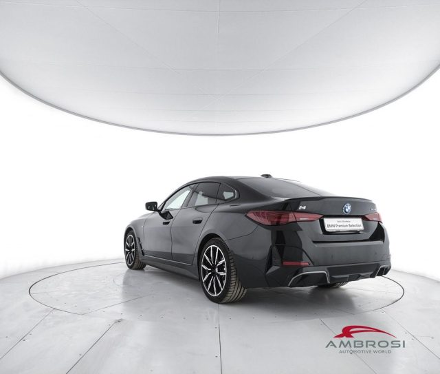 BMW i4 usata 3