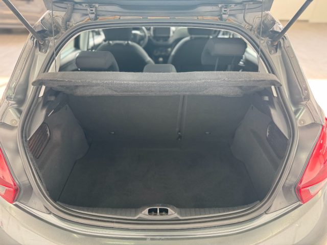PEUGEOT 208 usata, con Specchietti laterali elettrici