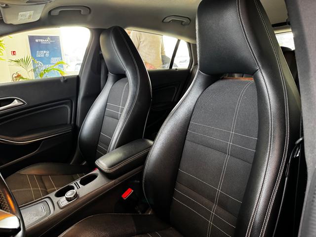 MERCEDES-BENZ CLA 220 usata, con Climatizzatore