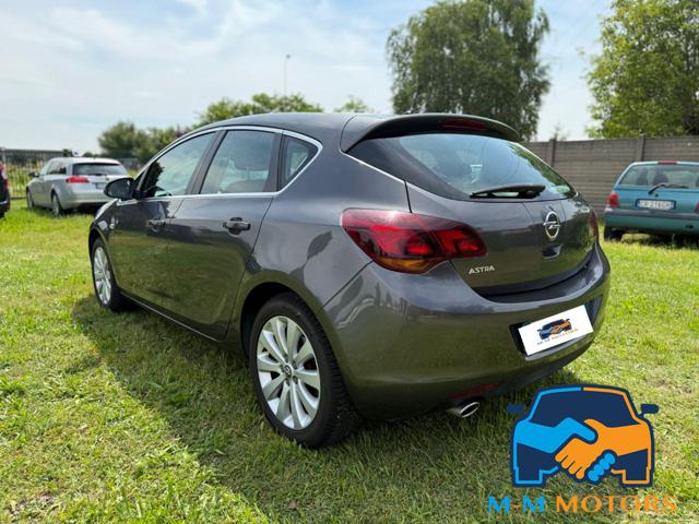 OPEL Astra usata, con Boardcomputer
