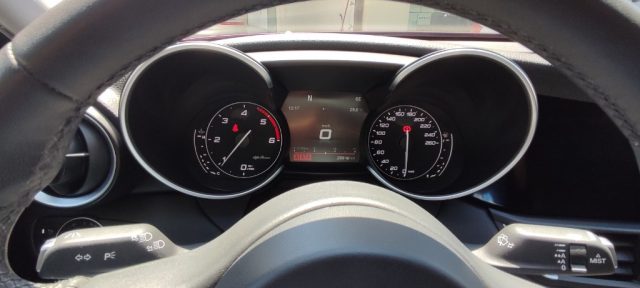 ALFA ROMEO Giulia usata, con Volante in pelle