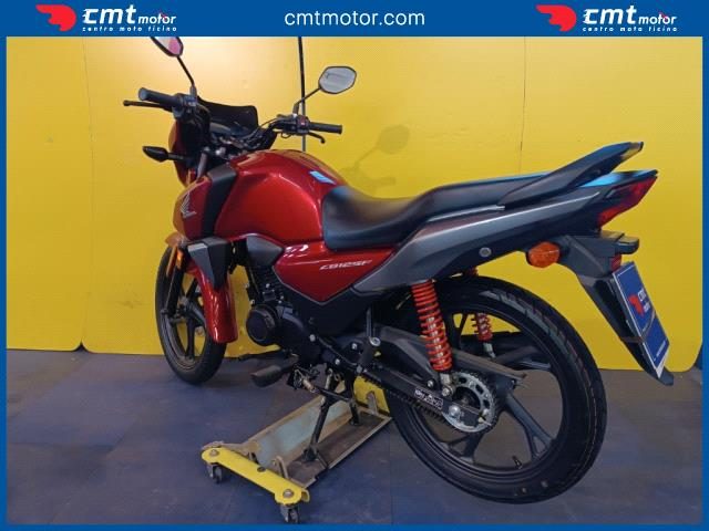 HONDA CB 125 usata 6