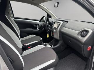 TOYOTA Aygo usata, con USB