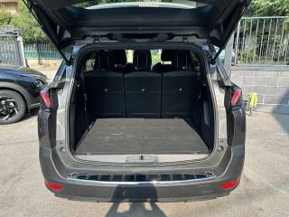 PEUGEOT 5008 usata, con Autoradio digitale