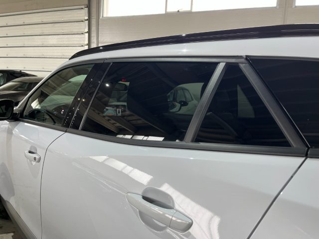 PEUGEOT 2008 usata, con Park Distance Control