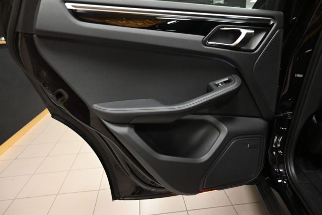 PORSCHE Macan usata 187