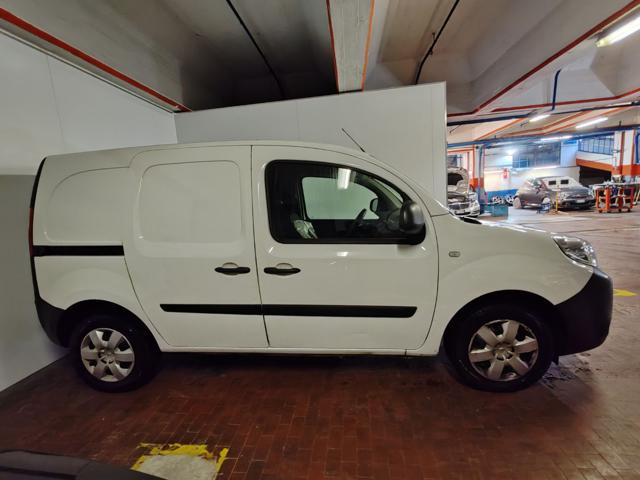 RENAULT Kangoo usata, con Airbag