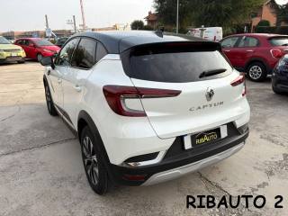 RENAULT Captur usata, con Touch screen