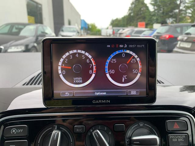 VOLKSWAGEN up! usata, con Sedili riscaldati