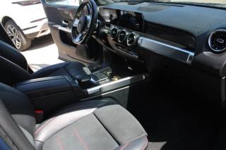 MERCEDES-BENZ GLB 200 usata, con Fendinebbia