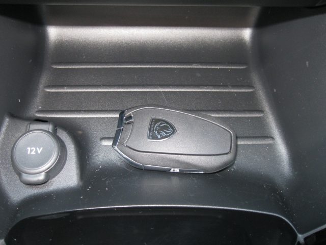 PEUGEOT 2008 usata, con Bracciolo