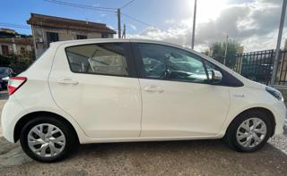 TOYOTA Yaris usata, con Fendinebbia
