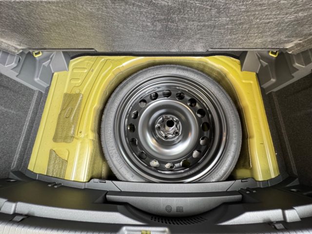 VOLKSWAGEN T-Cross usata, con Volante in pelle