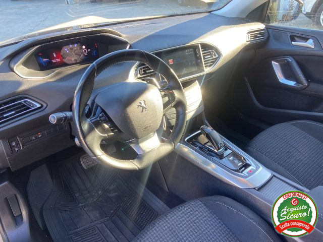 PEUGEOT 308 usata, con Cerchi in lega