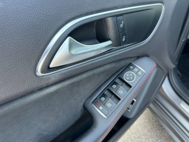 MERCEDES-BENZ CLA 180 usata, con ESP