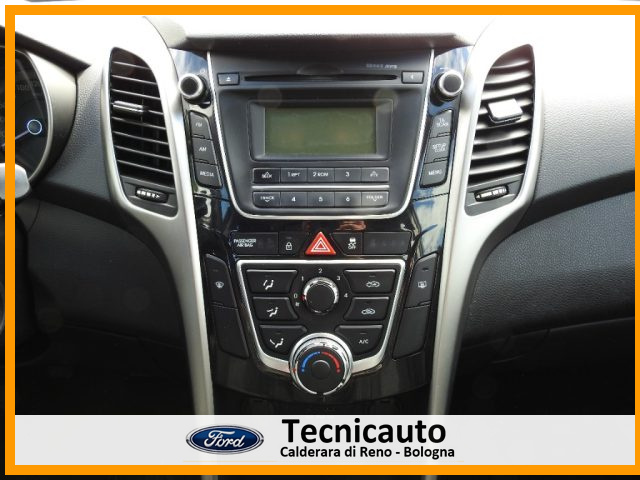 HYUNDAI i30 usata, con USB