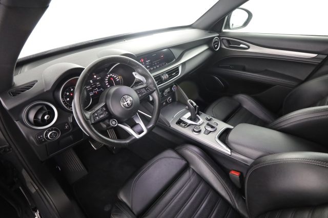 ALFA ROMEO Stelvio usata 0