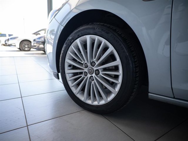 OPEL Astra usata, con Fendinebbia