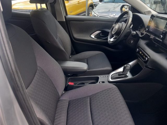 TOYOTA Yaris usata, con Bluetooth