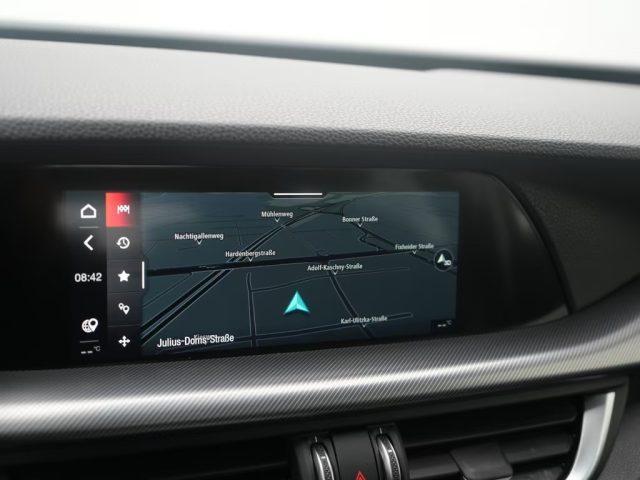 ALFA ROMEO Stelvio usata, con Controllo automatico clima