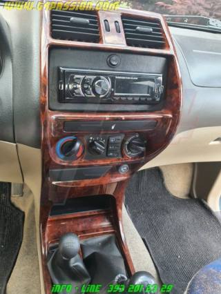 NISSAN Terrano II usata 26