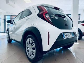 TOYOTA Aygo X usata, con Autoradio