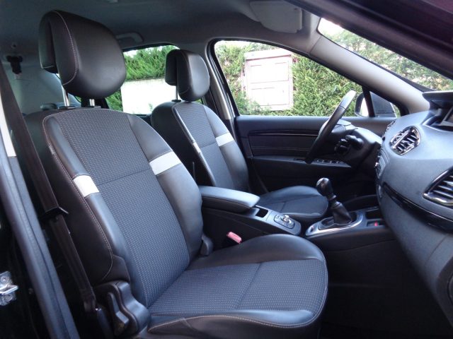 RENAULT Scenic usata, con Autoradio