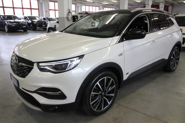 OPEL Grandland X usata, con Airbag