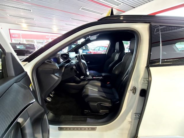 PEUGEOT 2008 usata, con Touch screen