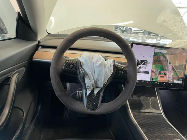 TESLA Model 3 usata, con Fendinebbia