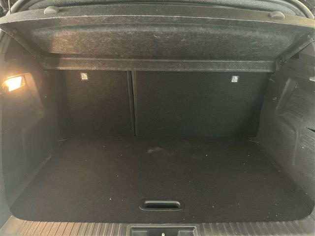RENAULT Captur usata, con Hill holder