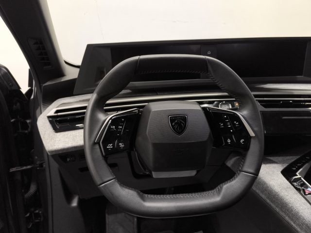 PEUGEOT 5008 usata, con Cruise Control