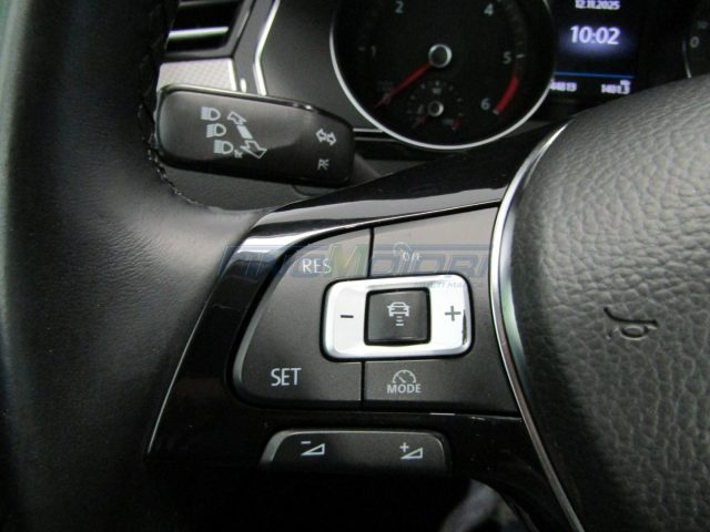 VOLKSWAGEN Passat Alltrack usata, con Touch screen