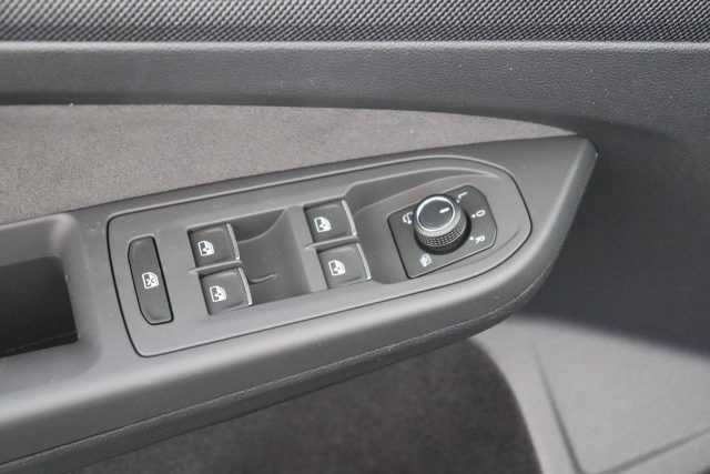 VOLKSWAGEN Golf usata, con Cruise Control