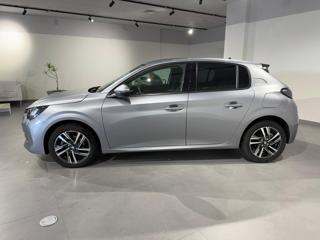 PEUGEOT 208 usata, con Boardcomputer