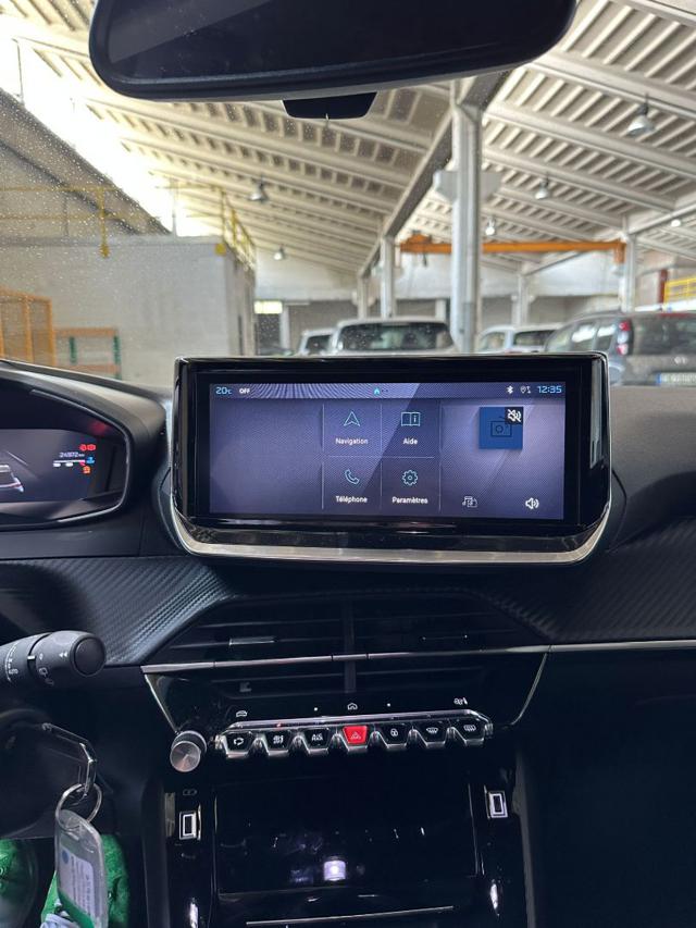PEUGEOT 2008 usata, con Climatizzatore
