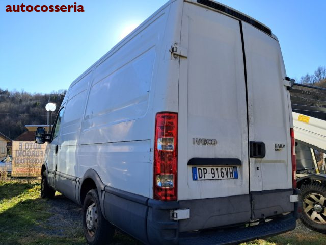 IVECO Daily usata, con Alzacristalli elettrici