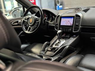 PORSCHE Cayenne usata, con Controllo trazione