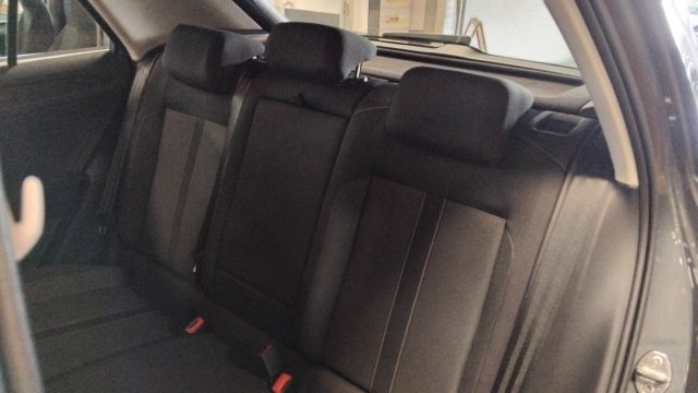 VOLKSWAGEN T-Roc usata, con Climatizzatore