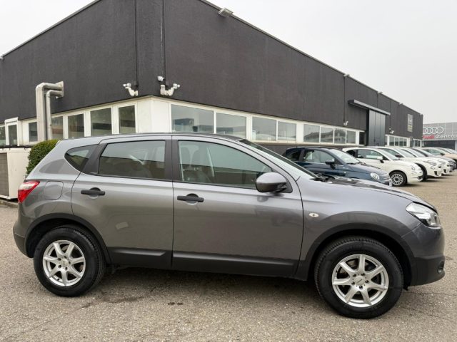NISSAN Qashqai usata, con Autoradio